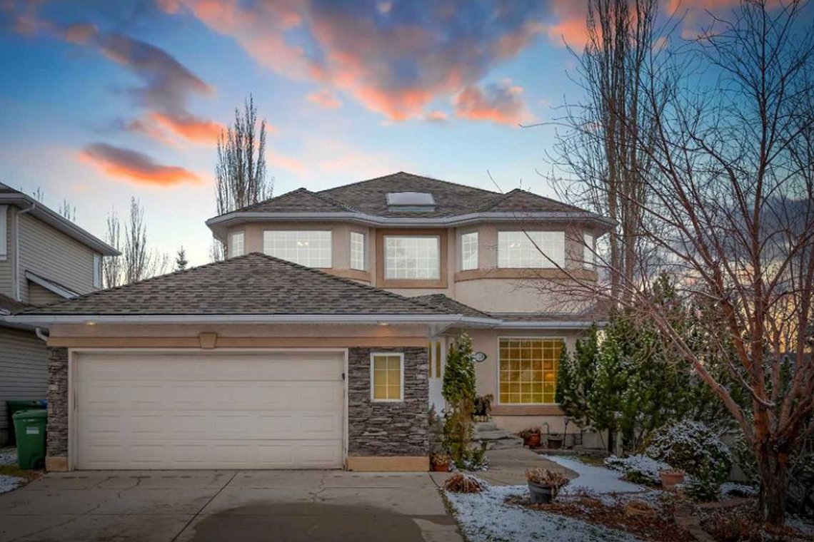 Sold by Jasjeet Singh: 128 Douglasdale Point SE, Calgary